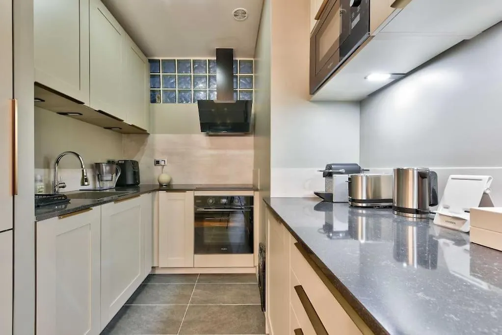 Nice 3Br Flat Near Porte D'Orleans Metro Station Appartement Parijs